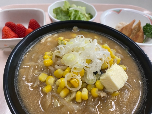 食事写真:野菜たっぷりラーメン